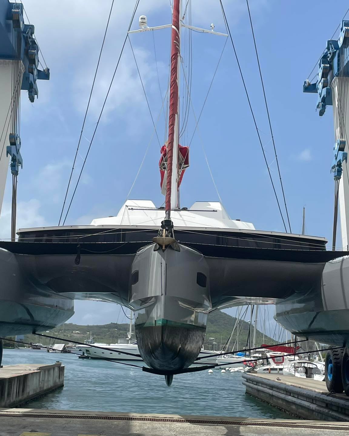 This magnificent 19m long and 12m beam trimaran stopped by Carenantilles for a quick haul out before heading back to sea.
Many thanks to heir crew for their trust✨⛵️
Our team is always delighted to welcome and support such exceptional multihulls.⚓️
#caribbeanshipyard #martinique #carenantilles #VesselMaintenance