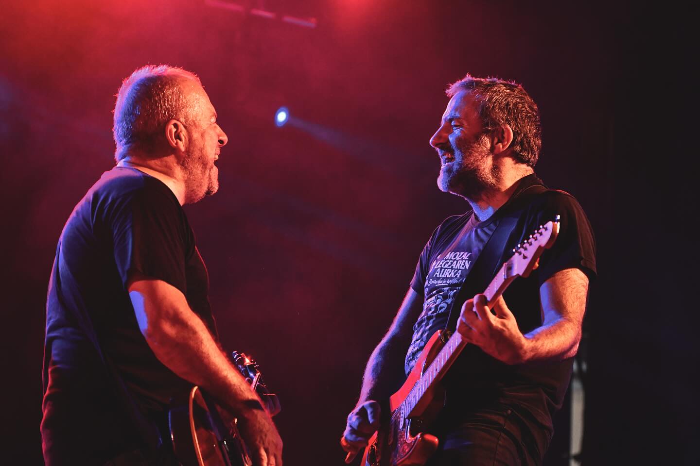 MILA ESKER BERGARA!!
Atzo jaiei hasiera ederra eman genien zuekin batera. Eskerrik asko guztioi!
Ayer le dimos un buen comienzo a las fiestas. Gracias a tod@s!
📸 @eideriturriaga