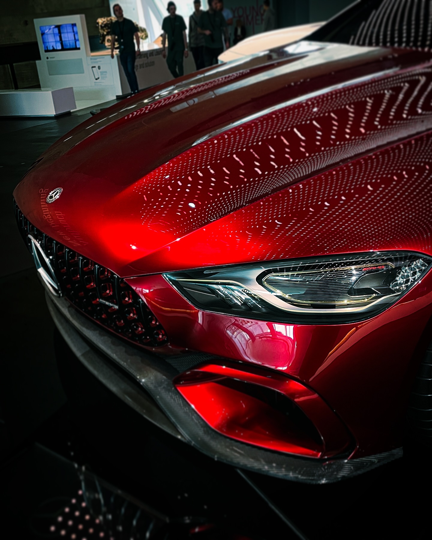 NEW BEGINNING.In the hush of Stuttgart’s Mercedes-Benz Museum, design and emotion collide quietly.Bathed in golden light, the AMG GT Concept feels alive even at rest; every curve tells its own story. Through my lens, I chase those silent narratives — the poetry hidden in steel and speed.#mercedes #amg #gt #fyp #mercedesbenz #conceptcar #stuttgart #germany #car #cars #photography #photo