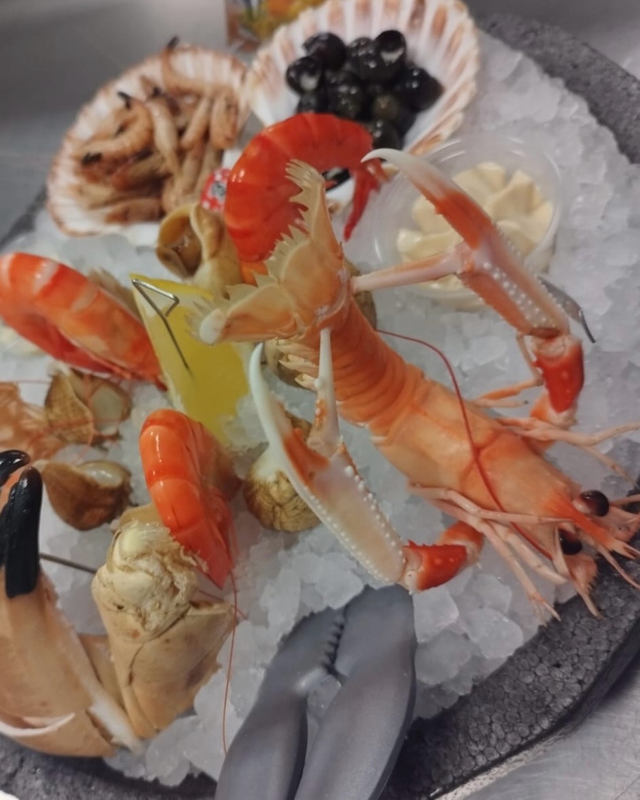 Réservez votre plateau de fruits de mer pour les fêtes dès maintenant par téléphone !!!
🥰🦪🍤
PS : nous serons ouverts exceptionnellement les lundis 22 & 29 décembre…
Le 24 & 31 décembre nous serons ouverts uniquement le midi… 🎅🏼🎄