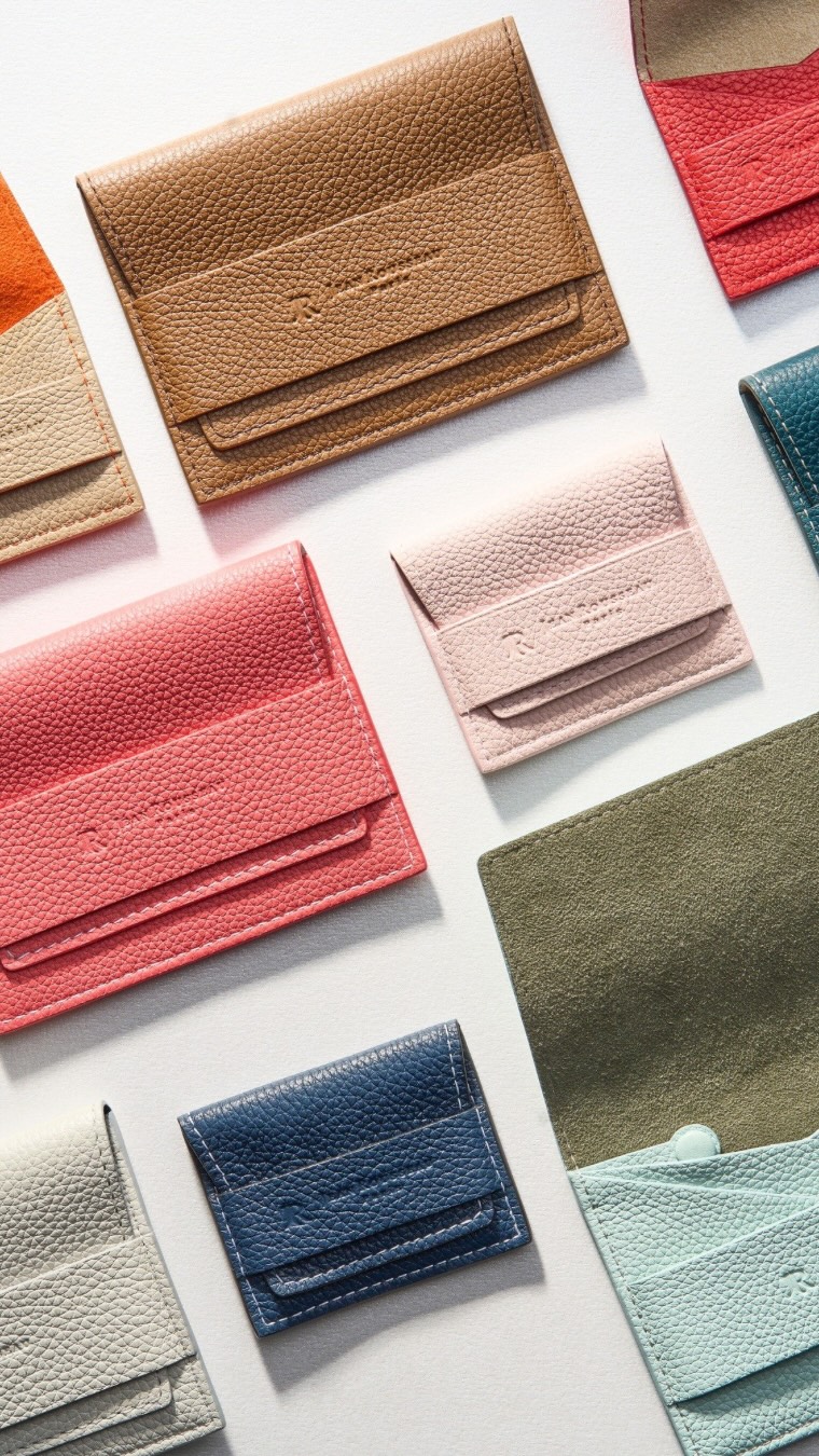 Elegant. Practical. Timeless.Whether at home or on the move, our jewellery pouches keep every pi....