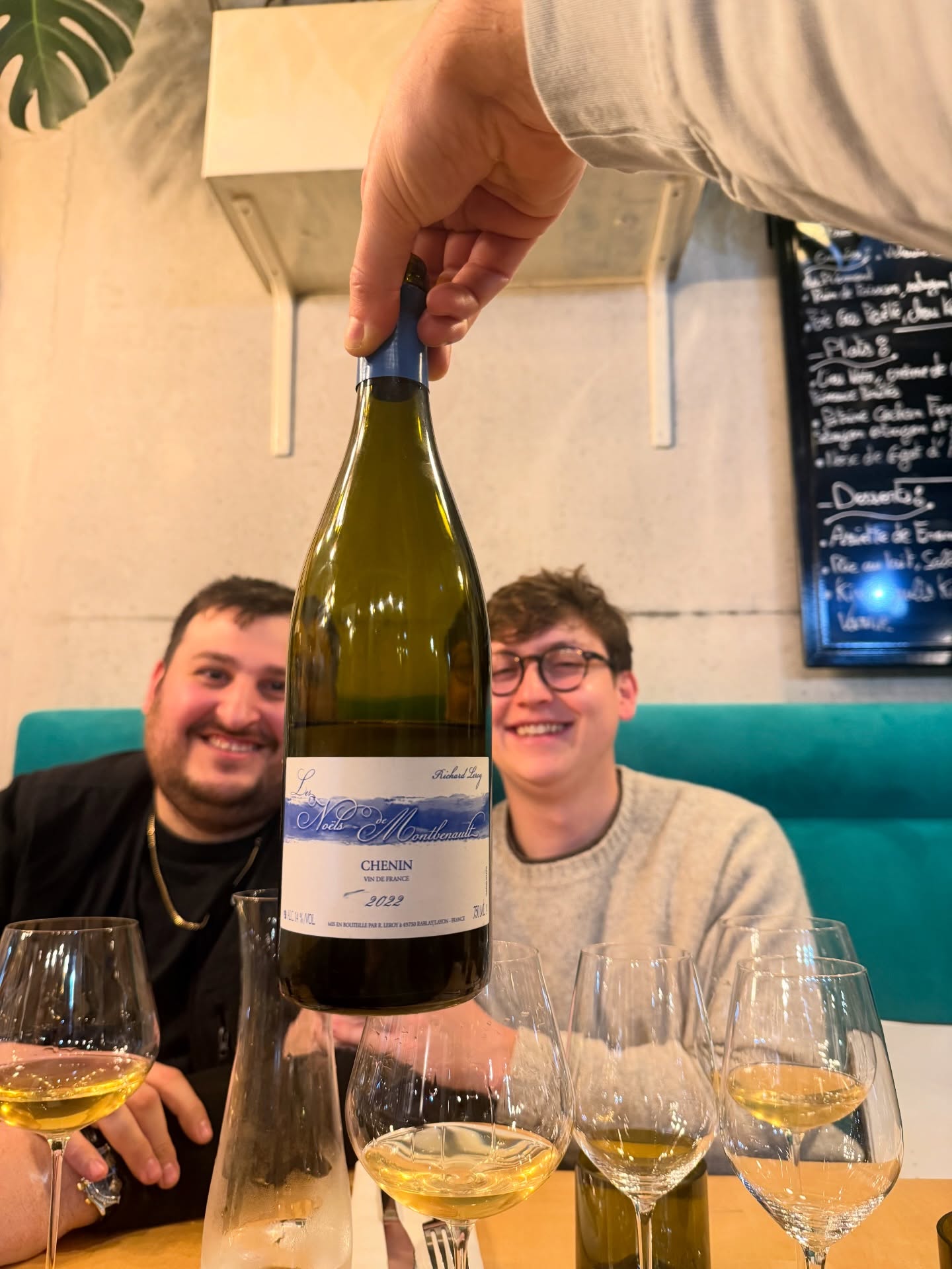 Merci la Loire
Liberté et égalité johnny Hallyday