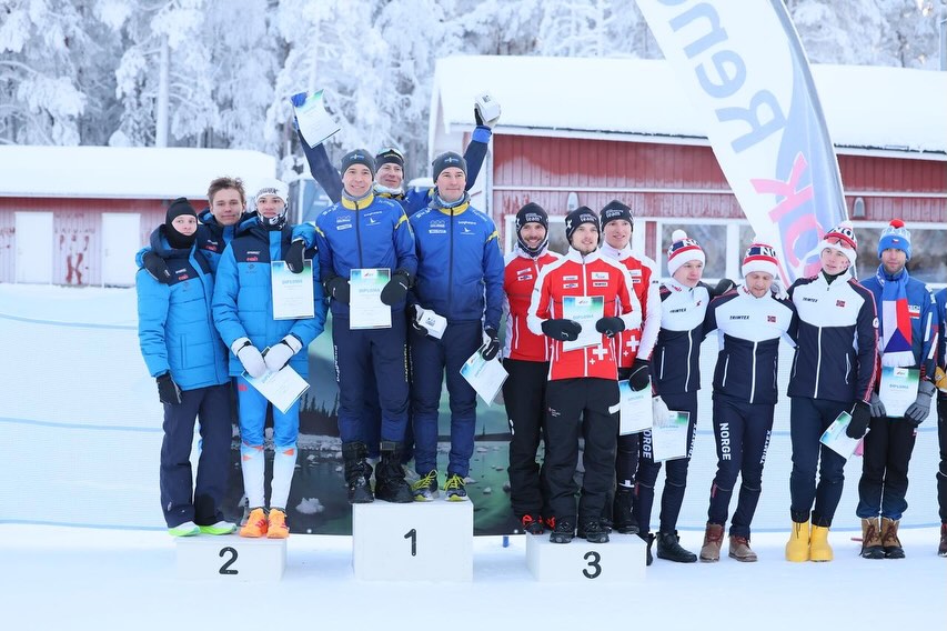 Maailmancup jatkui Ruotsin Luulajan pakkasissa tänään viesteillä.
Miesten viestissä Suomen joukkue, Niklas Ekström, Pyry Riissanen ja Aapo Viippola ylsivät sijalle 2.
Naisten viestissä Suomen joukkue, Nina Kärnä, Lotte-Line Ekström ja Amanda Yli-Futka oli kolmas.
📷: Timo Mikkola